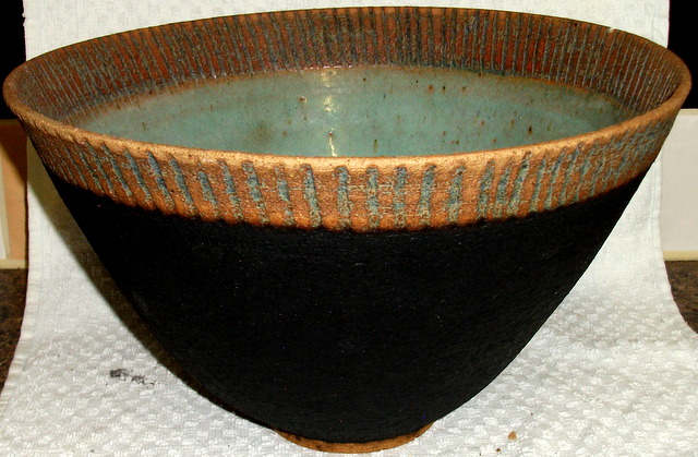 massive raku bowl Dscf3214