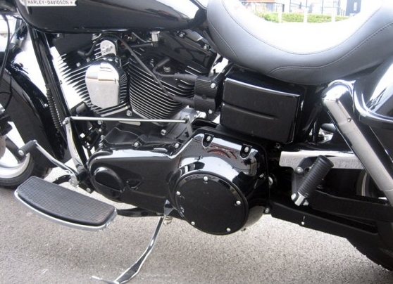 Dyna SWITCHBACK combien sommes nous sur Passion-Harley - Page 14 2014-011