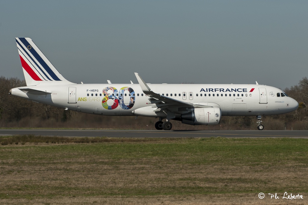 [F-HEPG] A320 Air France "80ans"  c/s _pl39512