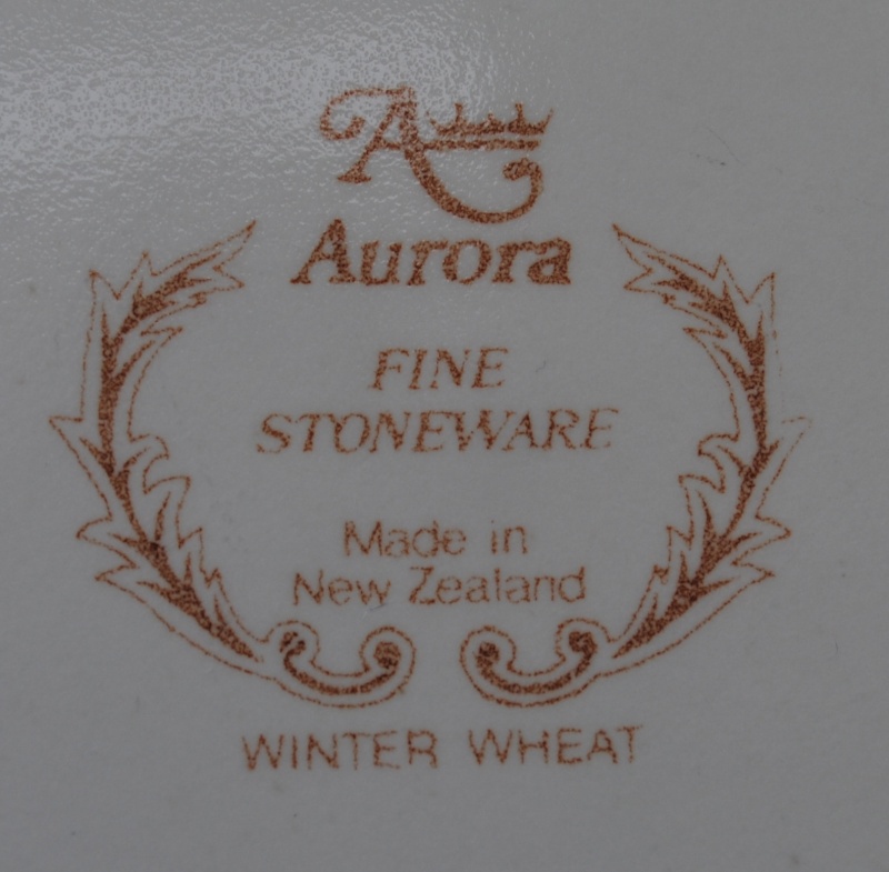 Aurora Fine Stoneware - Winter Wheat 02011