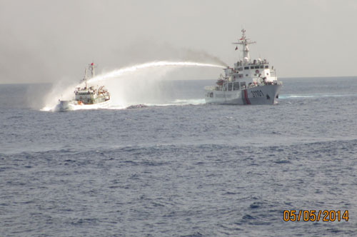 Thông báo với quốc tế việc Trung Quốc đặt giàn khoan trái phép trong vùng biển Việt Nam Anh-210