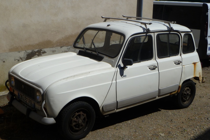 Renault R4 dites 4L  P1020327