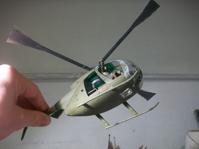 OH-6A CAYUSE w/Crew DRAGON 1/35 - Page 2 101_1028
