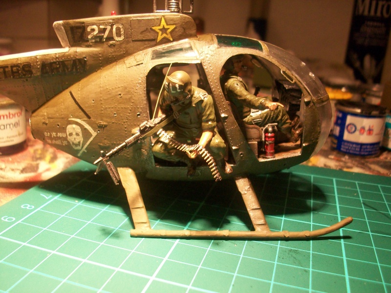 OH-6A CAYUSE w/Crew DRAGON 1/35 - Page 2 101_1036