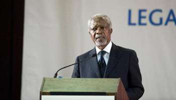 Kofi Annan : un retrait de la CPI serait une "honte" pour les pays africains 00810210