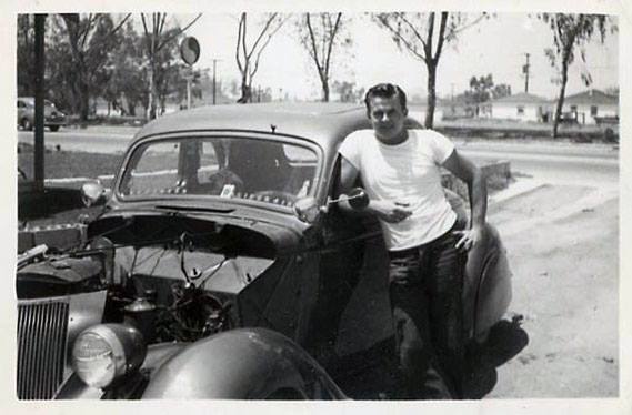 custom cars in the street - in situation ( vintage pics 1950's & 1960's)  - Page 2 10295710