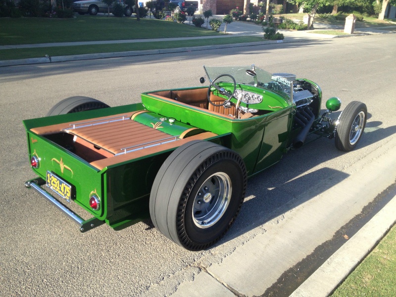 1928 - 29 Ford hot rod - Page 4 Azaze10