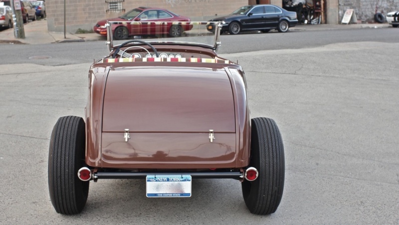 1932 Ford hot rod - Page 5 Brown_21