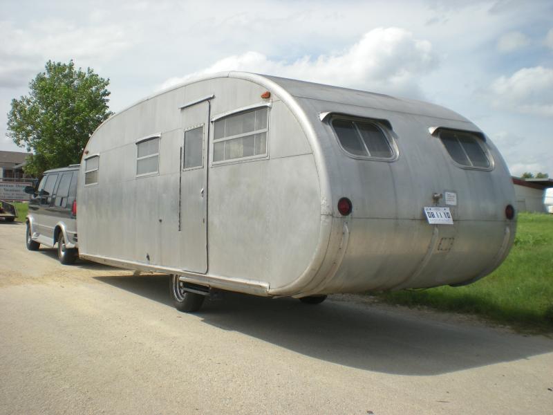Spartan trailer Dscn9010