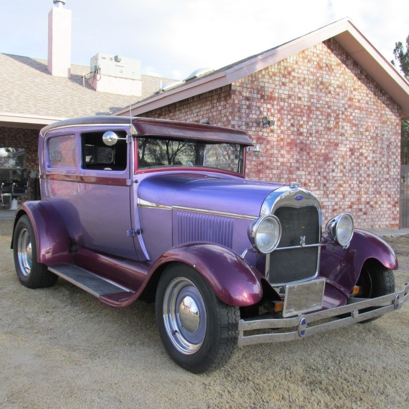 Hot Rod sedan