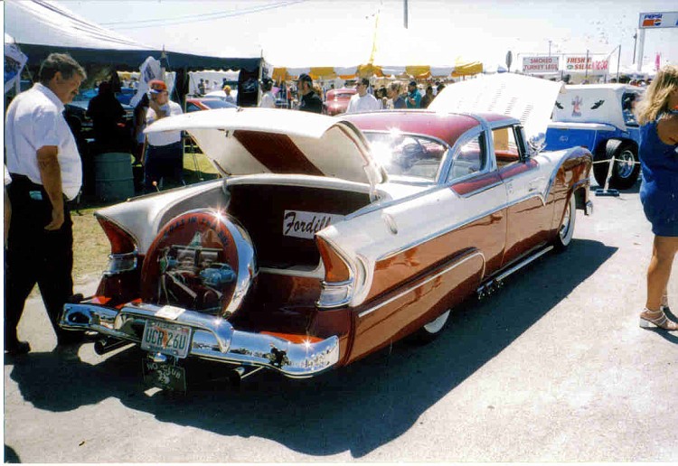 Ford 1955 - 1956 custom & mild custom - Page 2 Maybee11