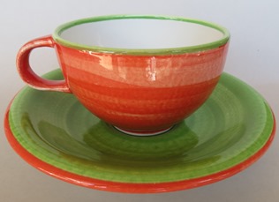 Lovely colourful Temuka cups and saucers  X_temu17