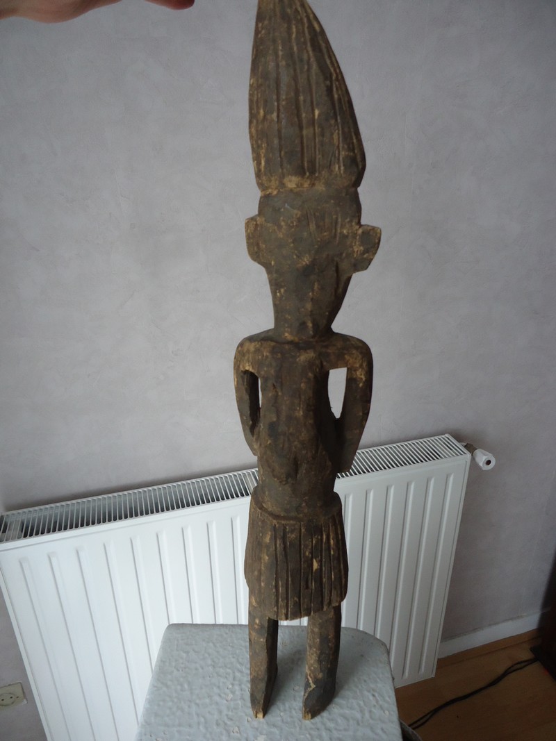 Statue Africaine.  Dsc09924