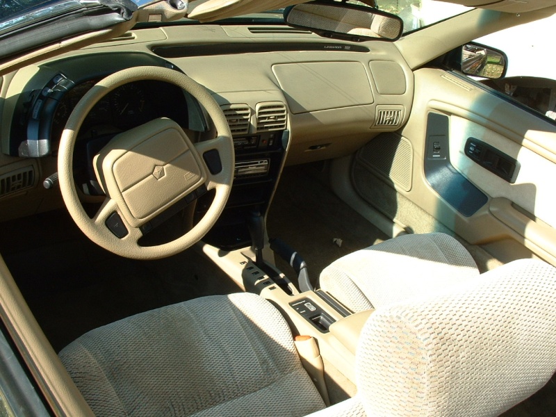 Chrysler GTC 1995 décapotable Dscf0035