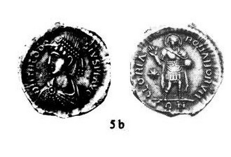 Comparaison de coins du Miliarense de Théodose II Tt1_bm10