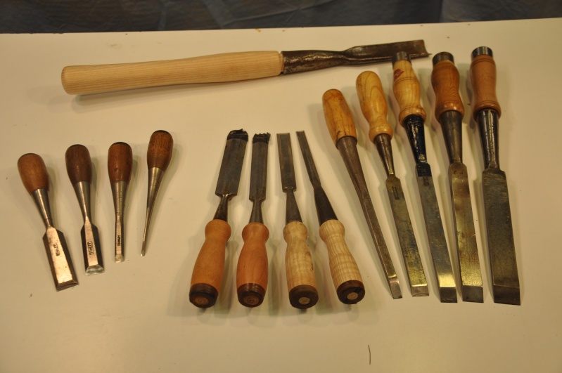 Tournage d'un manche de ciseau à bois munie d'une soie ( turning a handle for a tang type chisel) 01310
