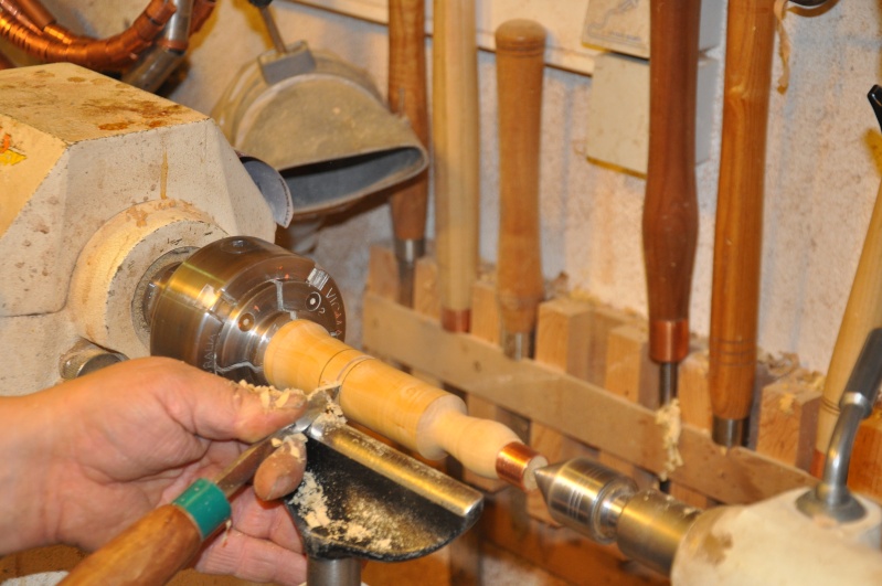 Tournage d'un manche modele londonien en buis. Making a London pattern boxwood chisel handle. London43