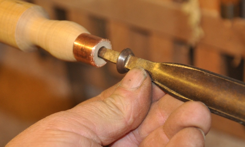 Tournage d'un manche modele londonien en buis. Making  a London pattern boxwood  chisel handle. London53