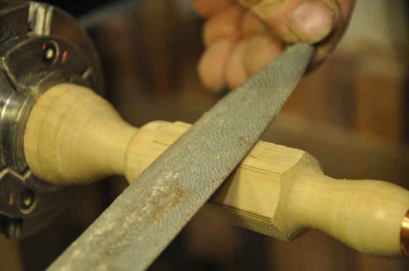 Tournage d'un manche modele londonien en buis. Making a London pattern boxwood chisel handle. London59