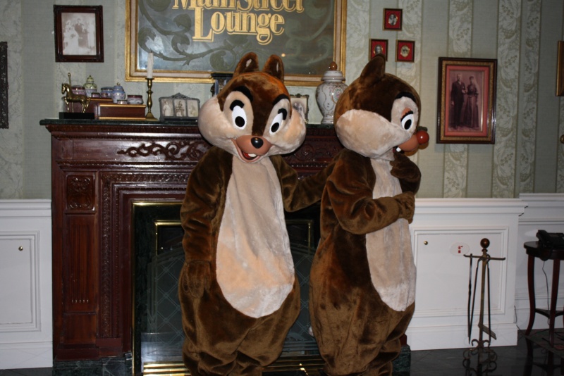 Séjour merveilleux au Disneyland Hôtel - Page 3 Img_5332