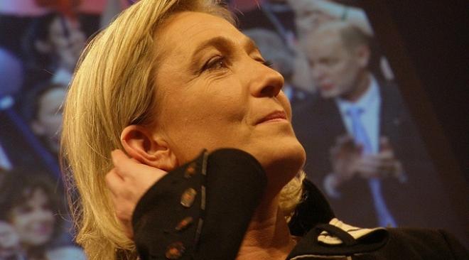  Marine Le Pen s'oppose à la date du 19 mars pour commémorer la fin de la guerre d'Algérie: un nouveau pavé dans la marre  Marine10