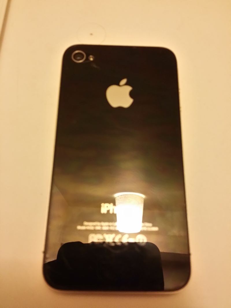 [VENDU] Iphone 4 noir - 16Go - débloqué + accessoires 20131122