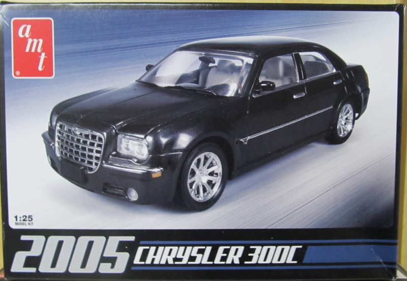 Chrysler 300 C (2005) von AMT in 1 zu 25 2005_c10