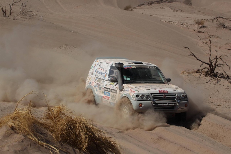 La Team Hummerbox à la 2ème édition du Salon du Véhicule d’Aventure à Trans sur Erdre(44) 26 et 27 avril 2014  Dakar310