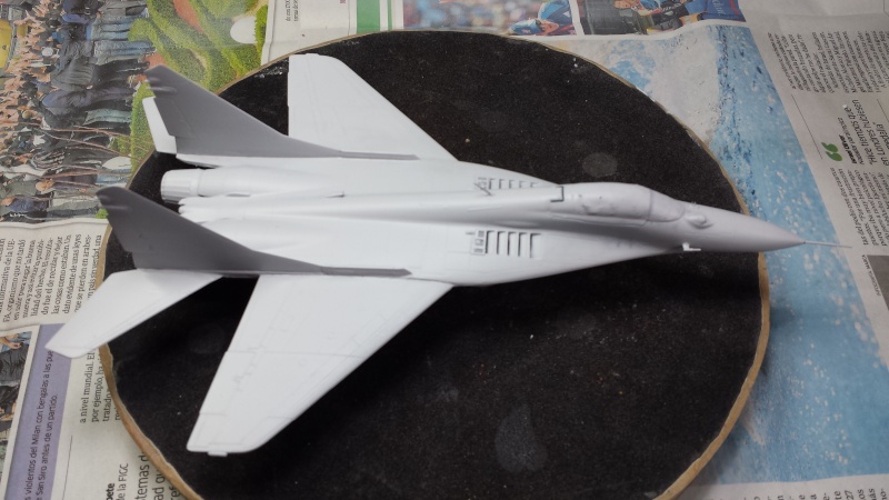 Mikoyan MIG-29A FULCRUM 1/72 italeri - Página 2 Img-2019