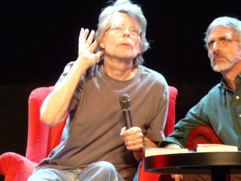 STEPHEN KING en FRANCE !!! - Page 4 7701_110