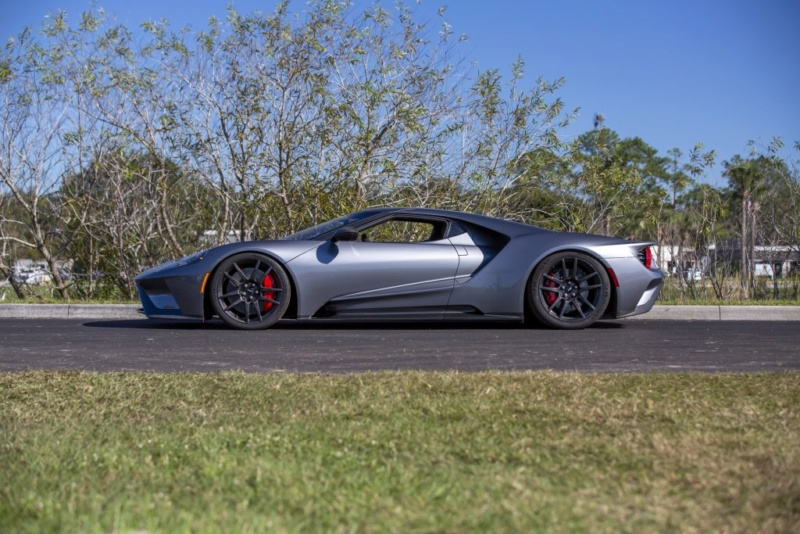 2017 Ford GT ''Competition Series'' 2-102410