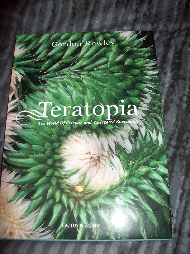 What are your favourite books on cactii/plants? 101_2613