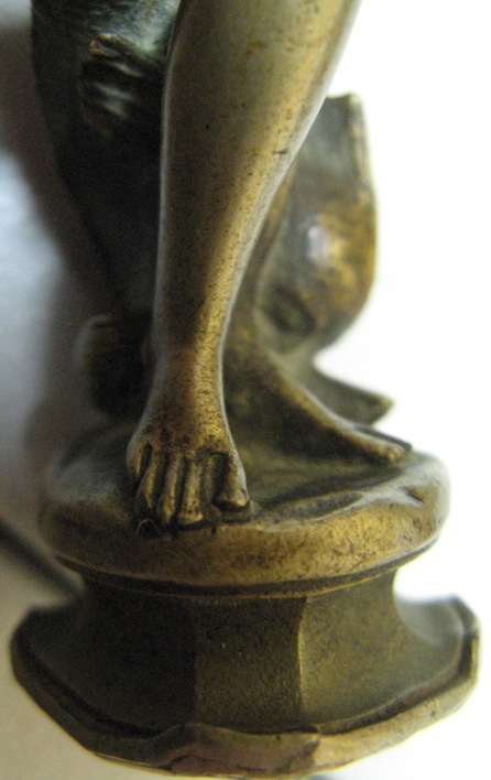 Cachet en bronze femme Art Nouveau Cachet12