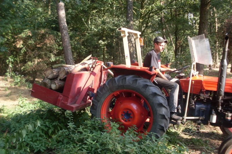 Les travaux forestiers avec le Falcon et le Super 6 Sdc12215