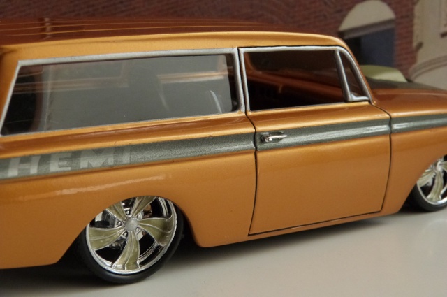 61 RAMBLER HEMI SW by Laurent Couvert [WIP] - Page 3 P1080419
