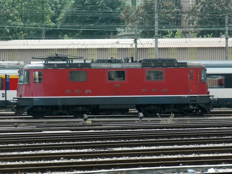 Suisse : Re 4/4 II (Re 420, Re 421) ... Re_4_418