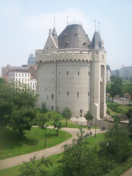 Fortification : La porte d'Hal (Bruxelles) B4e3da10