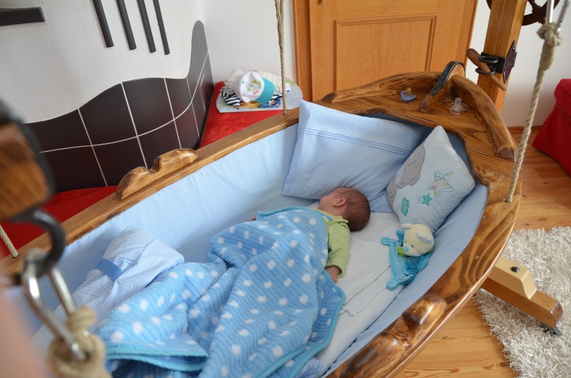 Ein Boot als Babywiege  Dsc_2216