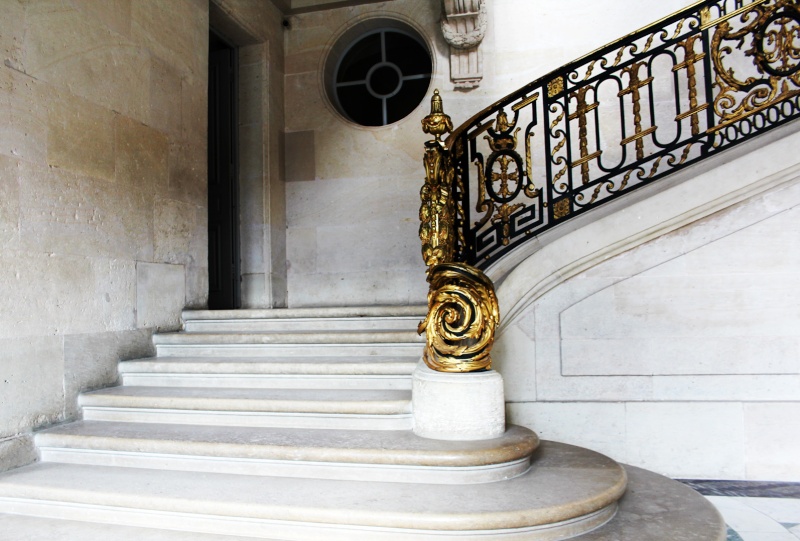 escalier - La visite du Petit Trianon: L'escalier d'Honneur - Page 2 5bis13