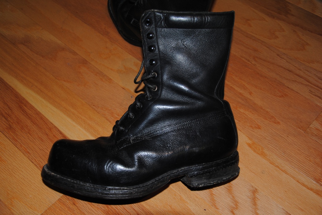 UPDATED Help needed identifying Broad arrow 1944 dated boots Dsc_2914