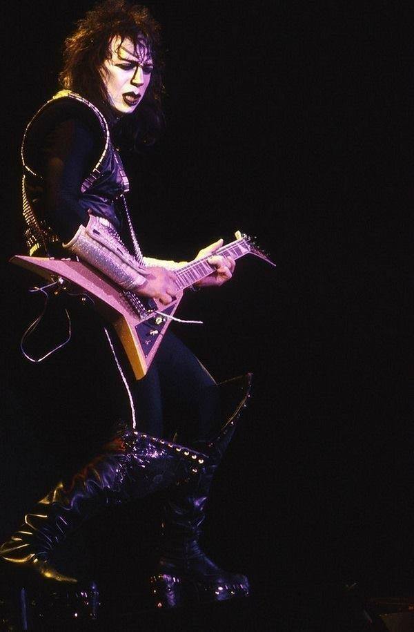 Vinnie Vincent - Page 21 19204510