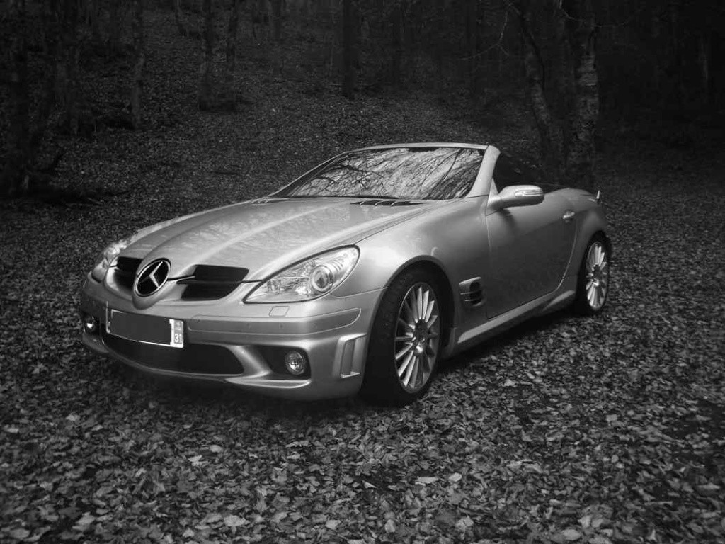 Un ( somptueux)  SLK 55 AMG de plus sur les routes provençales - Page 2 Slk_en10