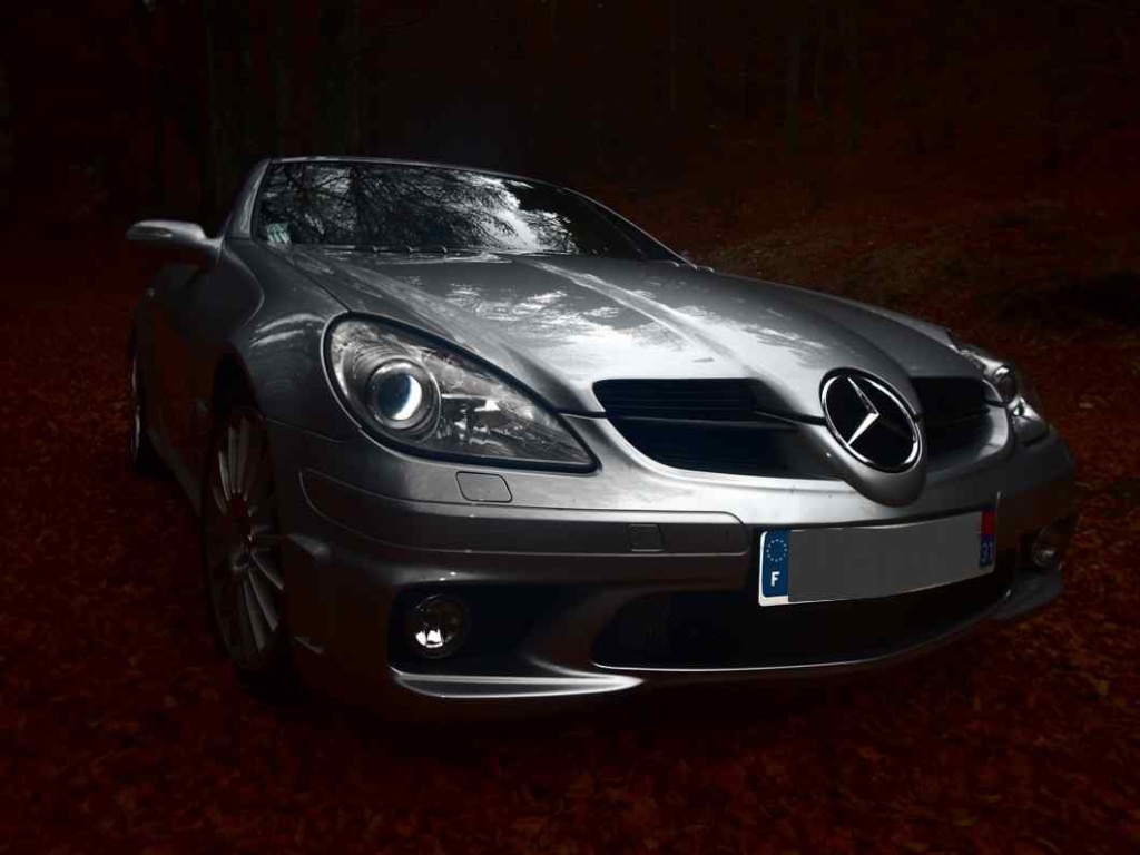 Un ( somptueux)  SLK 55 AMG de plus sur les routes provençales - Page 2 Slk_ve11