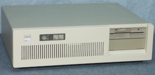 Cdbvs vends ou échange un terminal IBM 517010