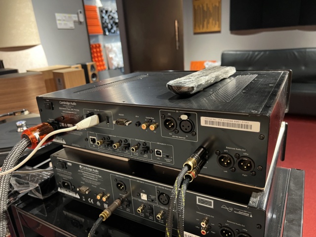 Cambridge Audio Streamer (Used) Img_0415
