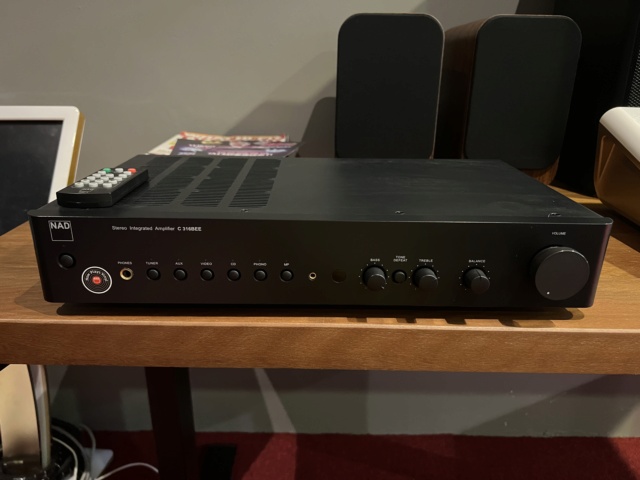 Nad C316BEE Stereo amplifier  Img_9536