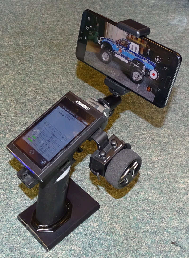 Smartphone- bzw. Kamerahalterung für meine FlySky NB4 Dsc08028