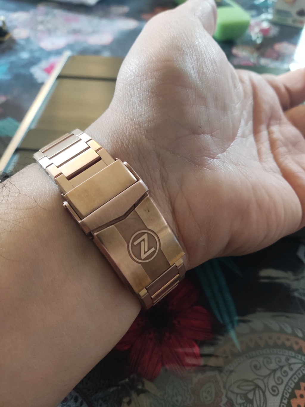 bracelet bronze - Liste montres full bronze (bracelet et boîtier)  Img_2018