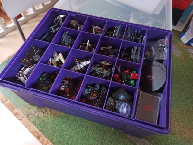 [X-wing] Une boîte pour jouer 7 escadrons de 7 factions différentes ! Img_2073