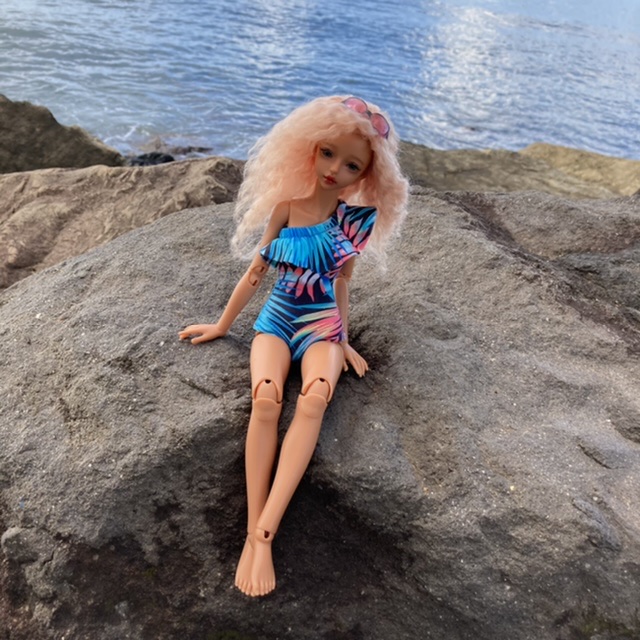 Myou Doll : Gina, brune puis blonde 15041010